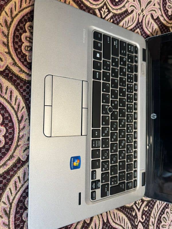 Hp elitebook 745 G3  Amd A8 pro 1