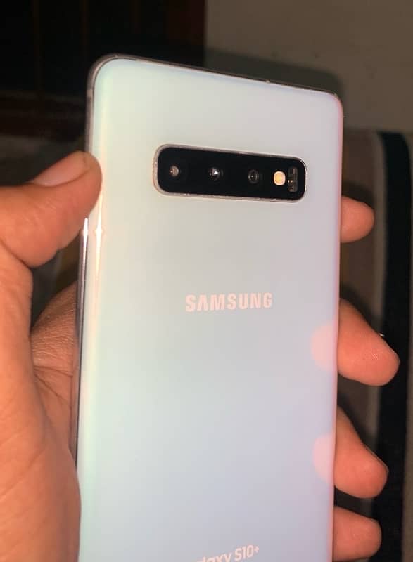 Samsung S10 Plus 3