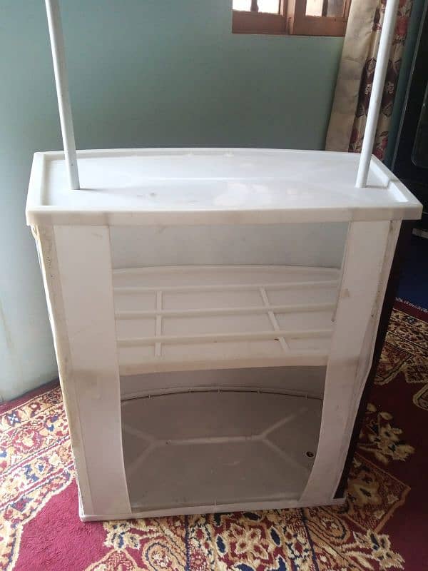 Stall Table For sale Just New Condition 5