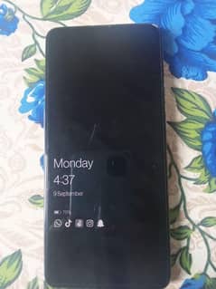 OnePlus 9 5g 8/128 (lock)