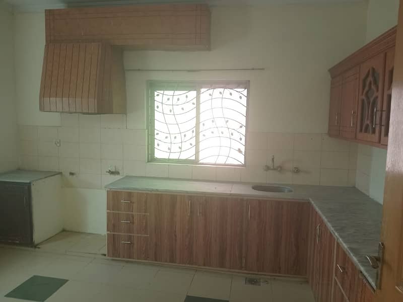 1 Kanal Upper Portion For Rent In Johar Town E2 Block 0