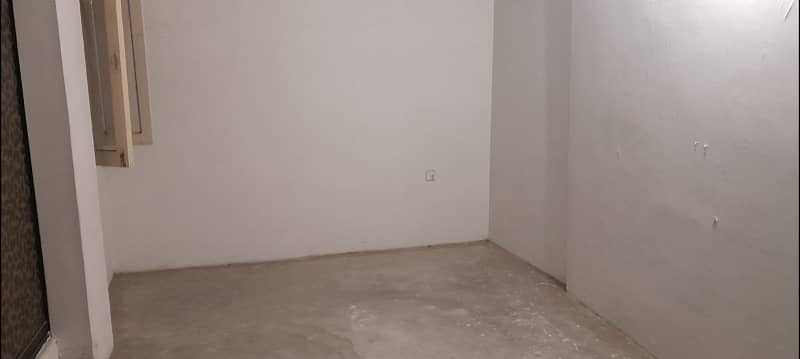 Kainat Estate: House For Rent Abdullah Arcade Block H 2nd Floor. 3