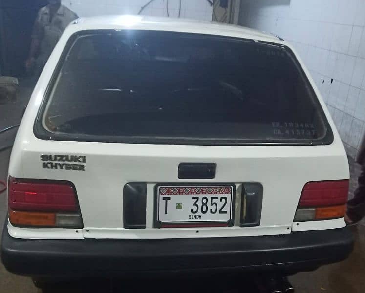 Suzuki Khyber 1992 3