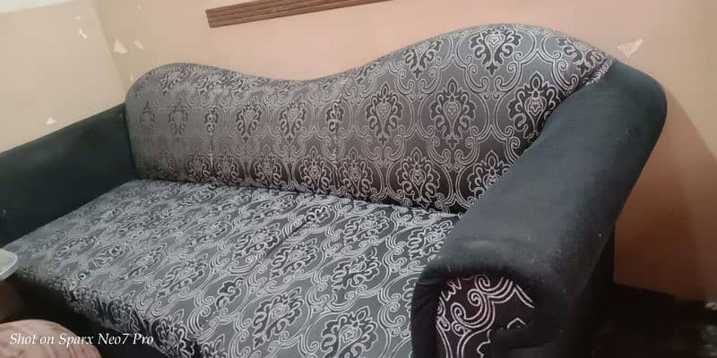 Sofa new condition 1