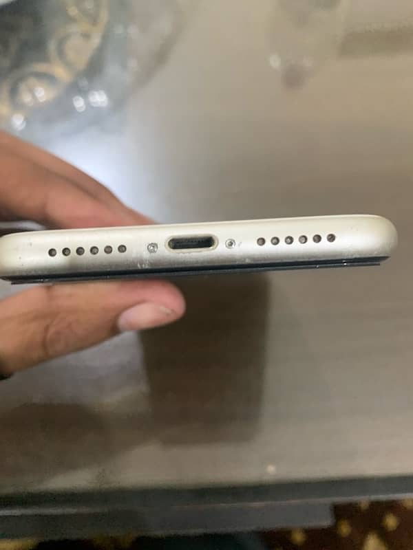 iPhone 11 jv 64 gb 2