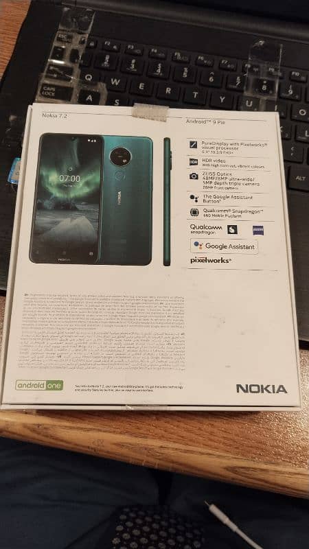 Nokia 8 . . 6GB / 128 GB 5