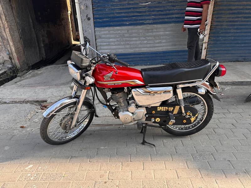 honda cg125 spicel adishan ha all Punjab number 0