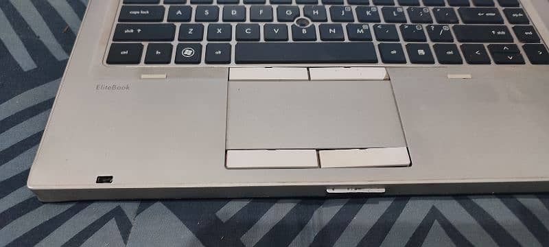 HP elitebook 8460p , core i5 2nd generation 250gb HDD for sale 8