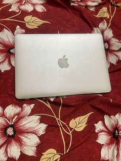 MacBook pro 2015 0