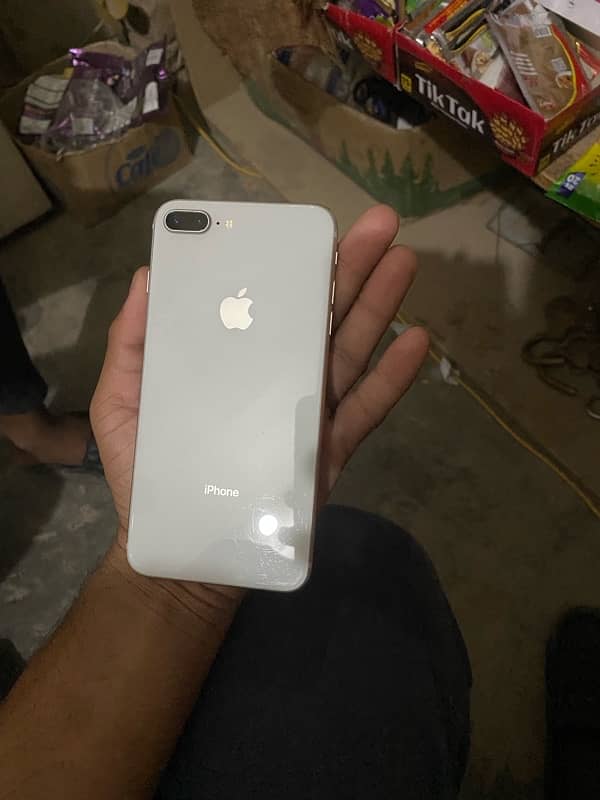 IPhone 8plus 10 by10 full ok battery 85 hai 3