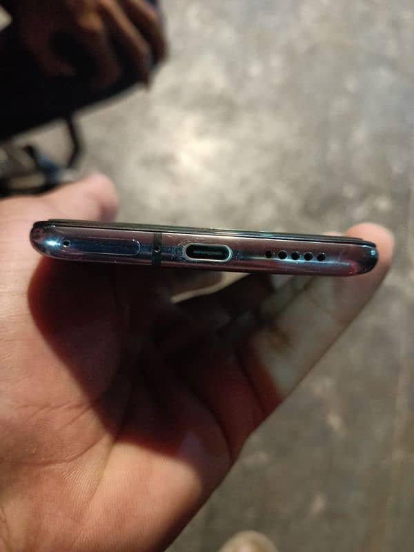 one plus 7t all ok set just back crack he 8.128 gb 2