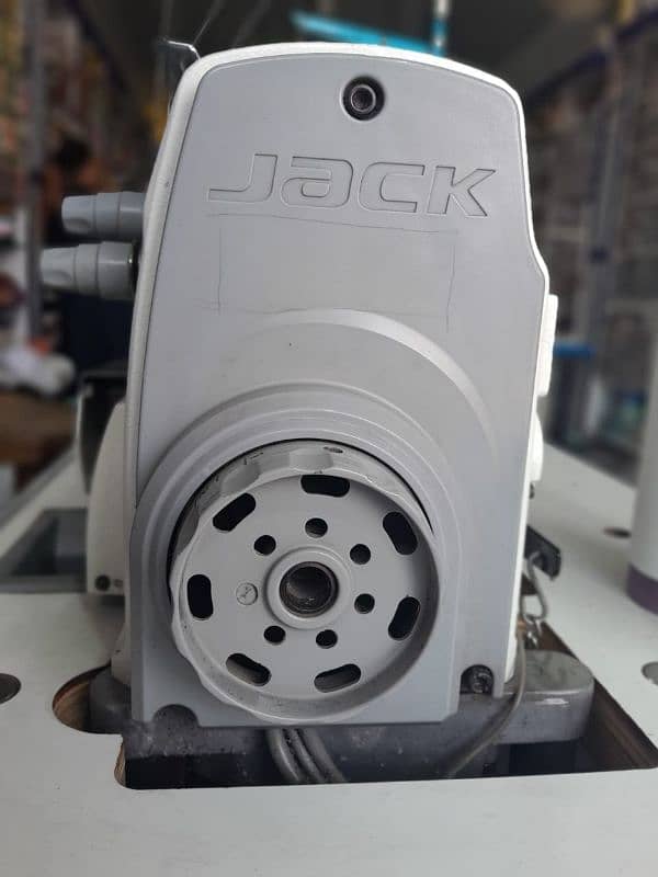 overlock machine Jack 1