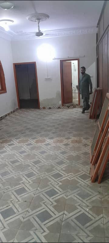 Godown For Rent Available In Block L karachi 1