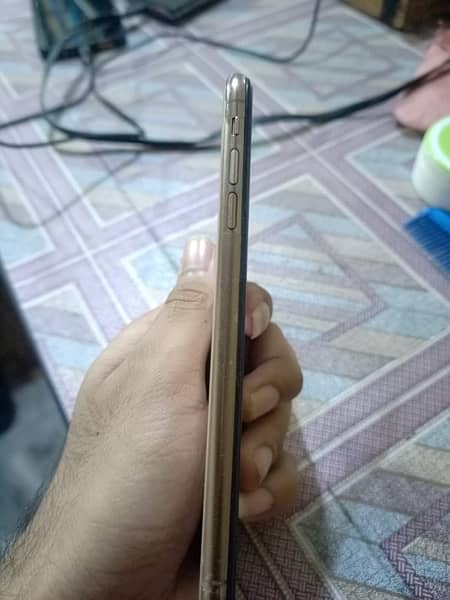 Xs Max 256GB read ad V 2