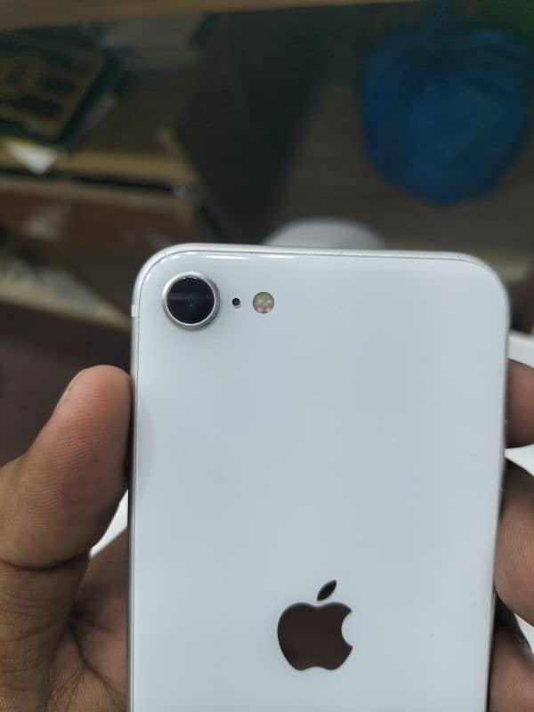 iPhone SE 2022 JV non pta 4