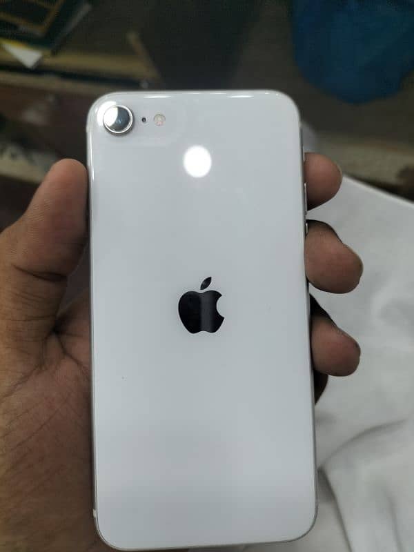 iPhone SE 2022 JV non pta 5