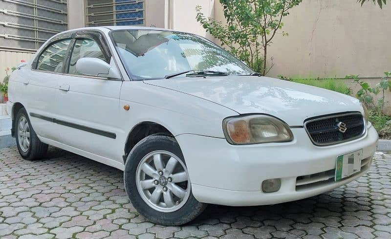 Suzuki Baleno 2004 1