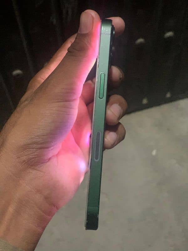 iphone 13 non pta Green color 4