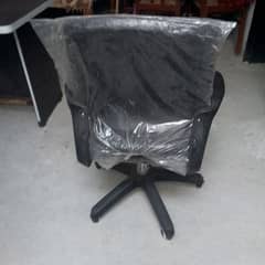 only 8 days used office Chair and Table for sale urgently