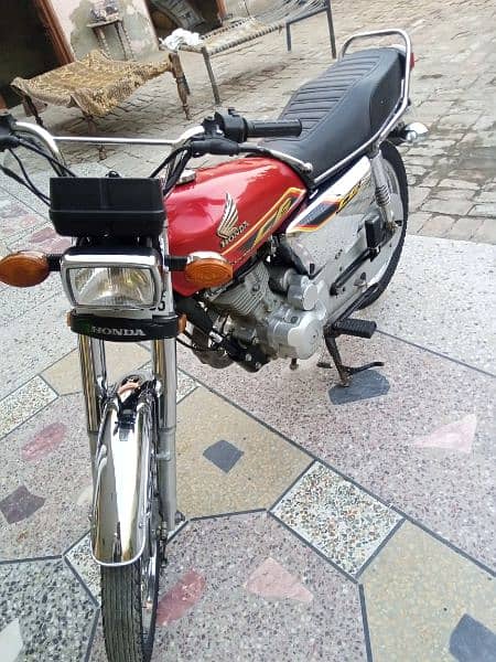 Honda 125 Special edition 22 model All punjab number 7