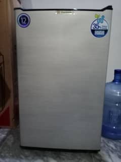 Room Fridge Dawlance