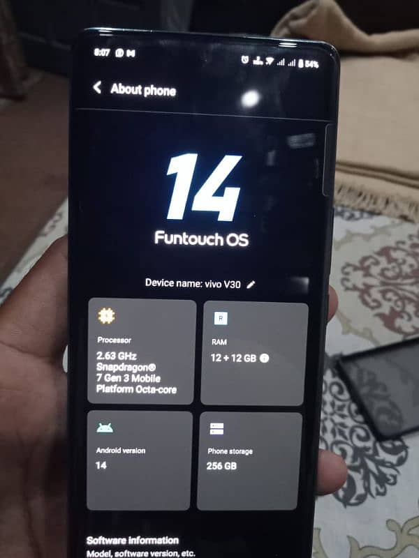 Vivo v30 in lush condition 3