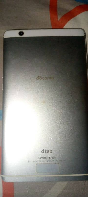 Huawei docomo M3 MediaPad 2