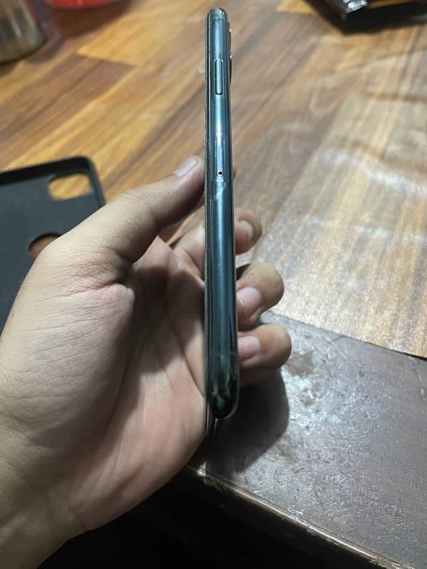 iphone 11pro max 256gb dual pta 4