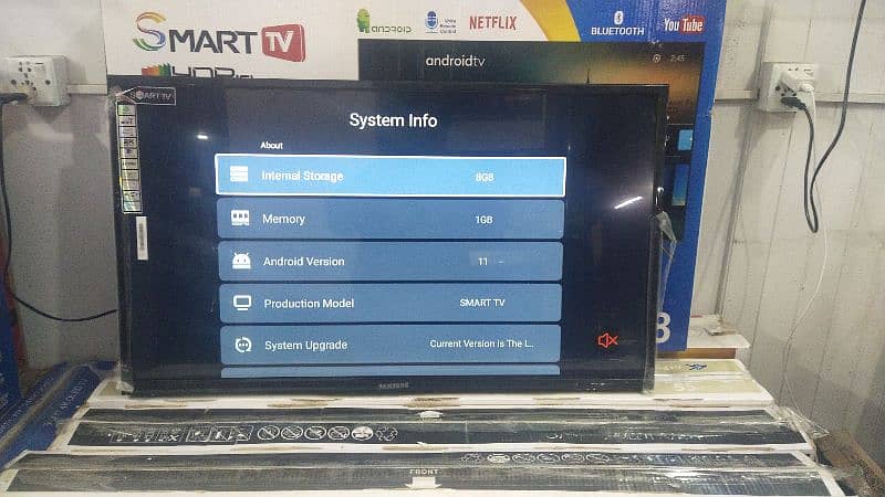 32 inch Samsung wifi led tv new model.   O32271915O8 1