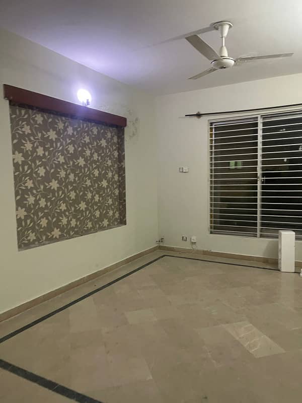 7 Marla Upper Portion Is Available For rent In G-13/2 Islamabad 1