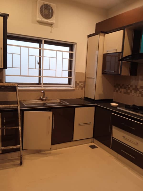 10marla 3beds DD TV lounge kitchen attached baths Brand New ground portion for rent in G 13 4 islamabad 8