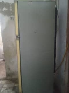 Use Refrigerator for sale 0