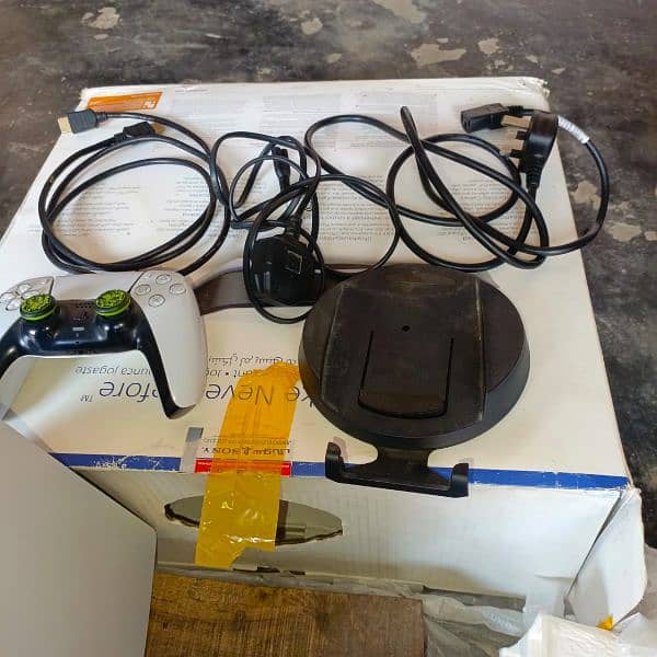 PS5 UK model for sale with led 1