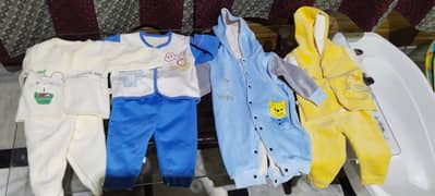 Baby clothes set + baby wash tub (Like New) used for only for one mon