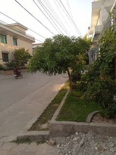 10 Marla Ground Portion for Rent in Pwd Best Location sirf ak call janab saif khan