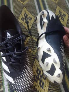 football shoes size 40 condition 10/9