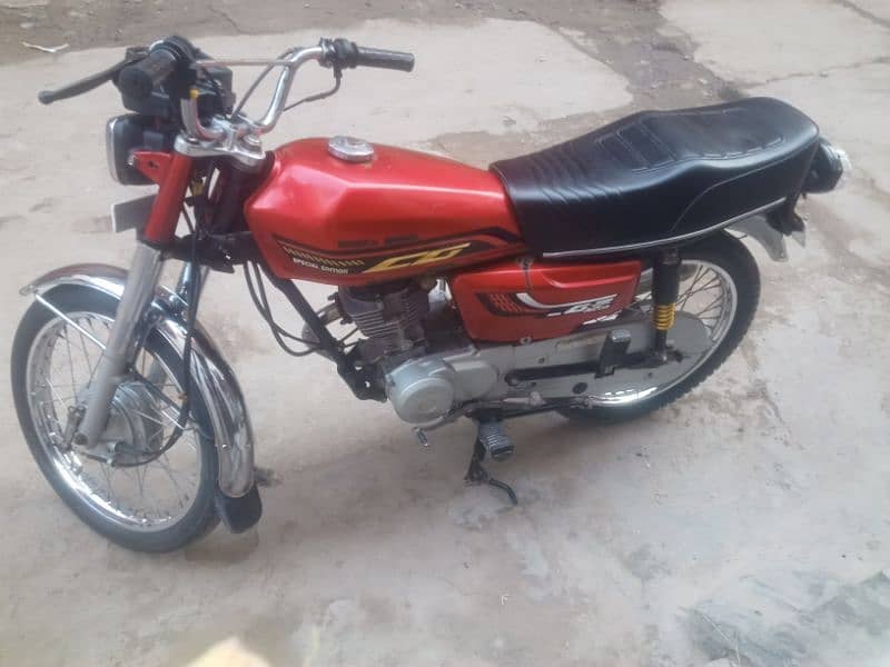 Urgent sale Honda 125 Good condition smooth drive 4