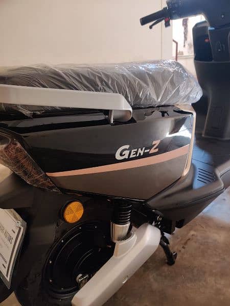 Evee Gen Z scooter 3