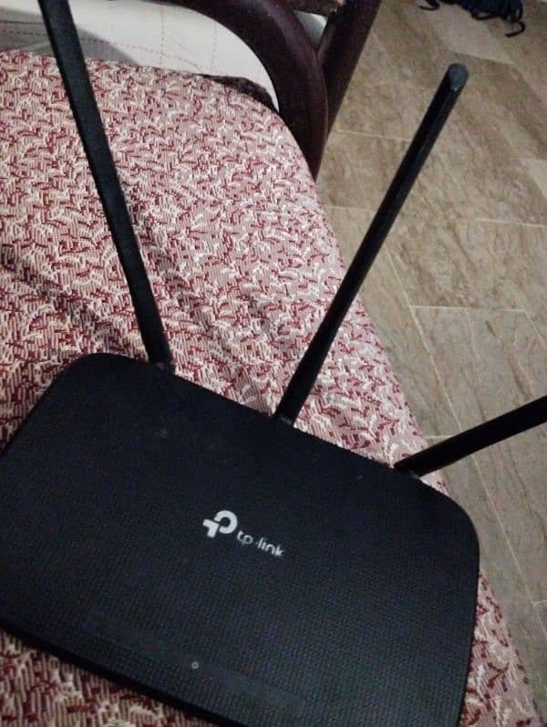 TP-LINK ROUTER THREE ANTENNA 0