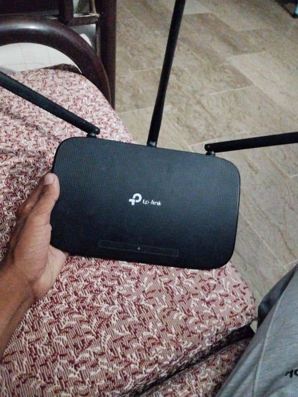 TP-LINK ROUTER THREE ANTENNA 2