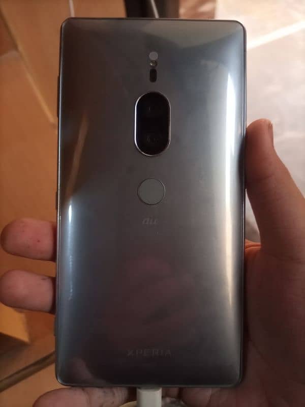 Sony Xperia xz2 premium 6