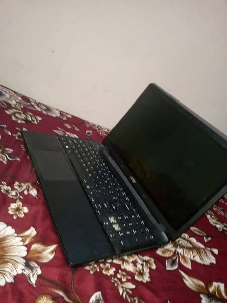 Acer aspire laptop 4 gb 320hard 0