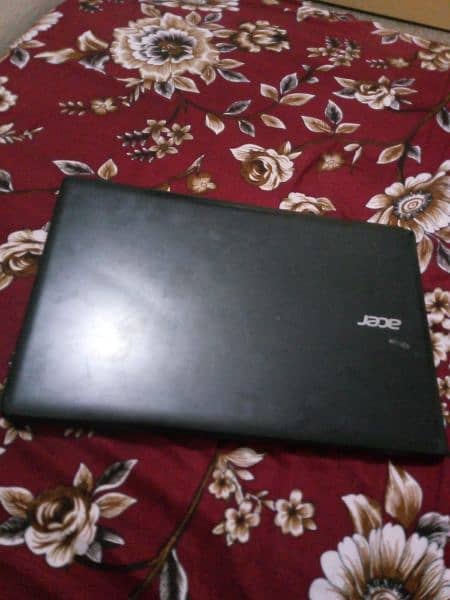 Acer aspire laptop 4 gb 320hard 3