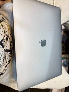 apple macbook pro 2018