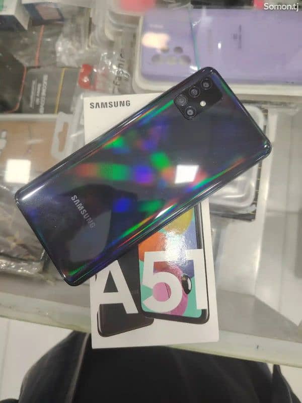 A51  8 128gb  with Box sealed phone 0