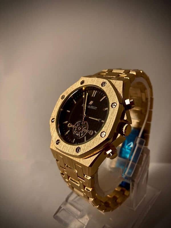 Luxury Watch "AUDEMARS PIGUET" ( GOLD EDITION ). 1