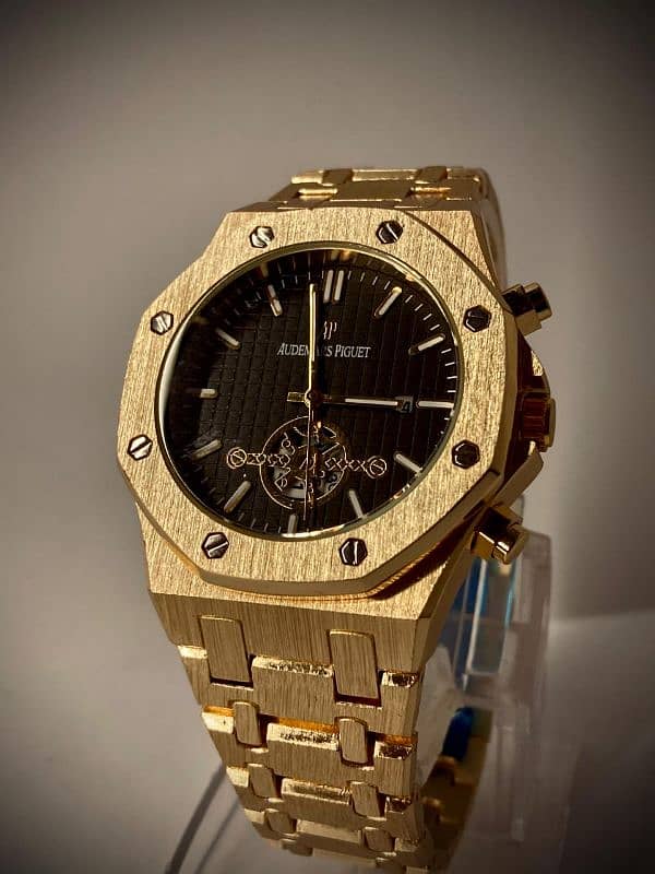 Luxury Watch "AUDEMARS PIGUET" ( GOLD EDITION ). 2