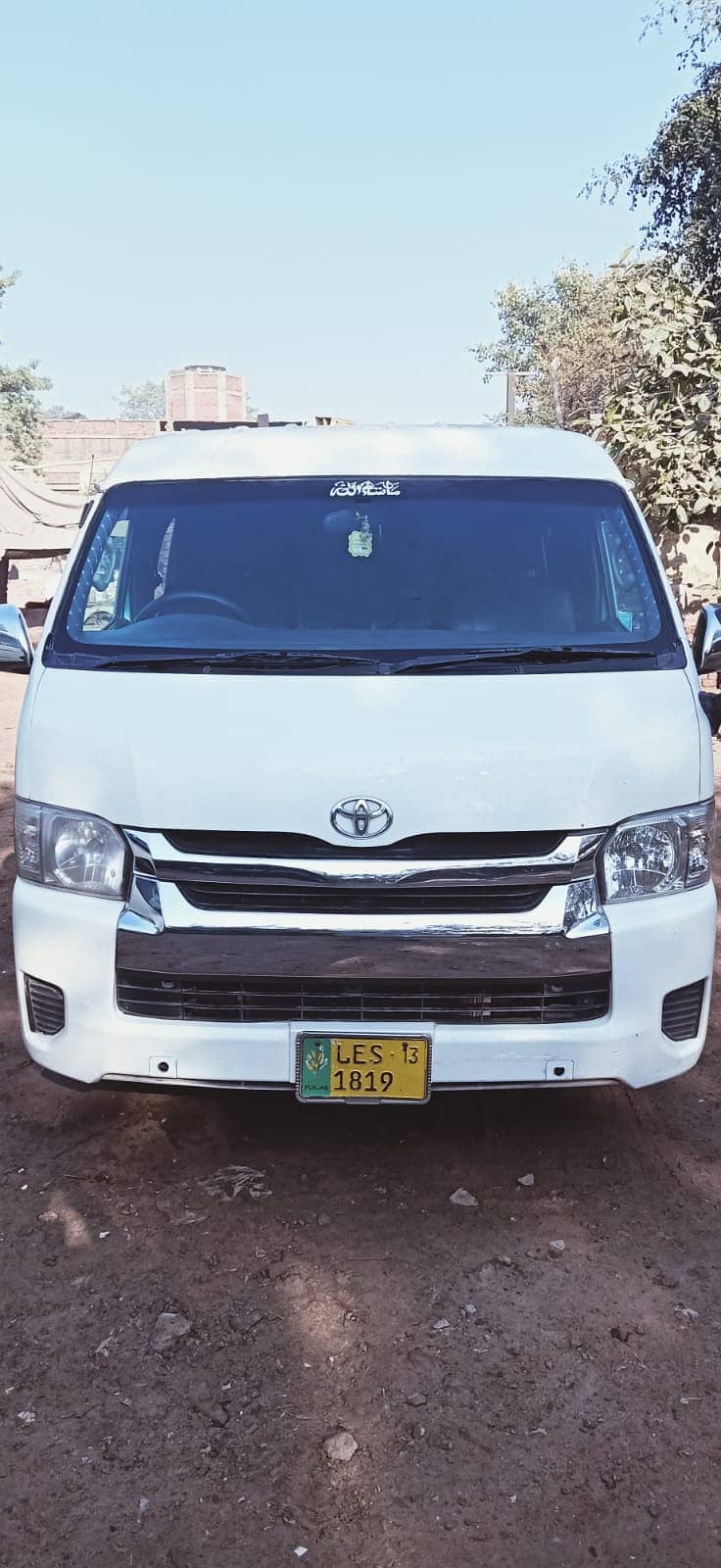 Toyota Hiace TRH 214 GL Good Condition 2