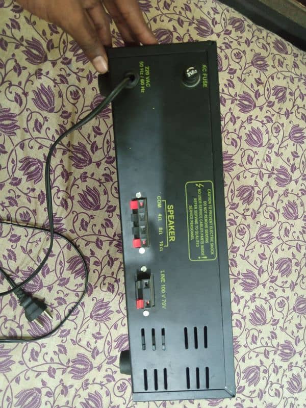 I am selling my amplifier 1