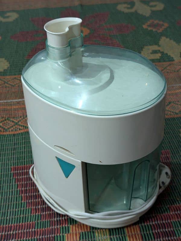 Juicer Machine 3